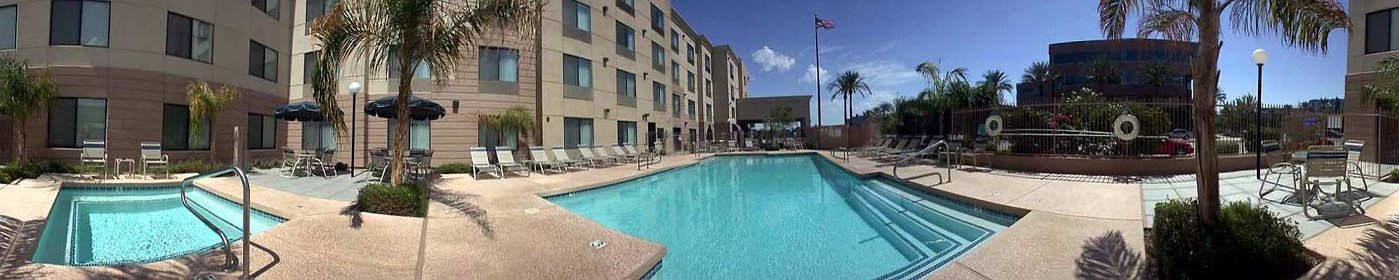 Hampton Inn Phoenix Airport North Exterior photo