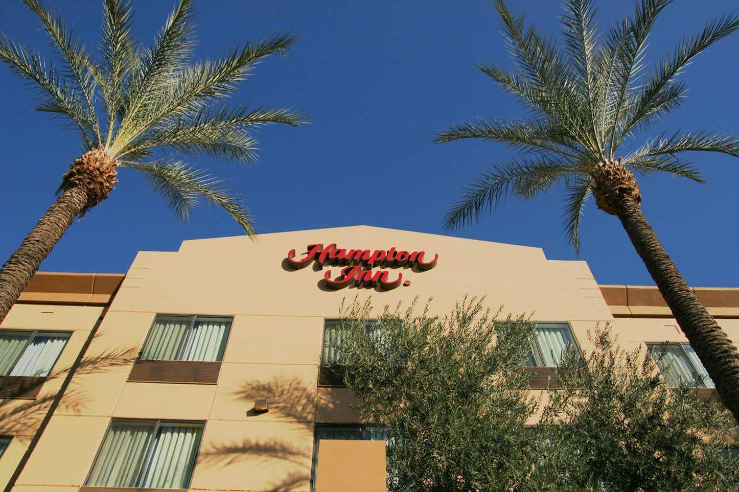 Hampton Inn Phoenix Airport North Exterior photo